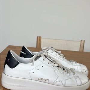 Golden Goose White and Black pure star size 8 (EU 38)